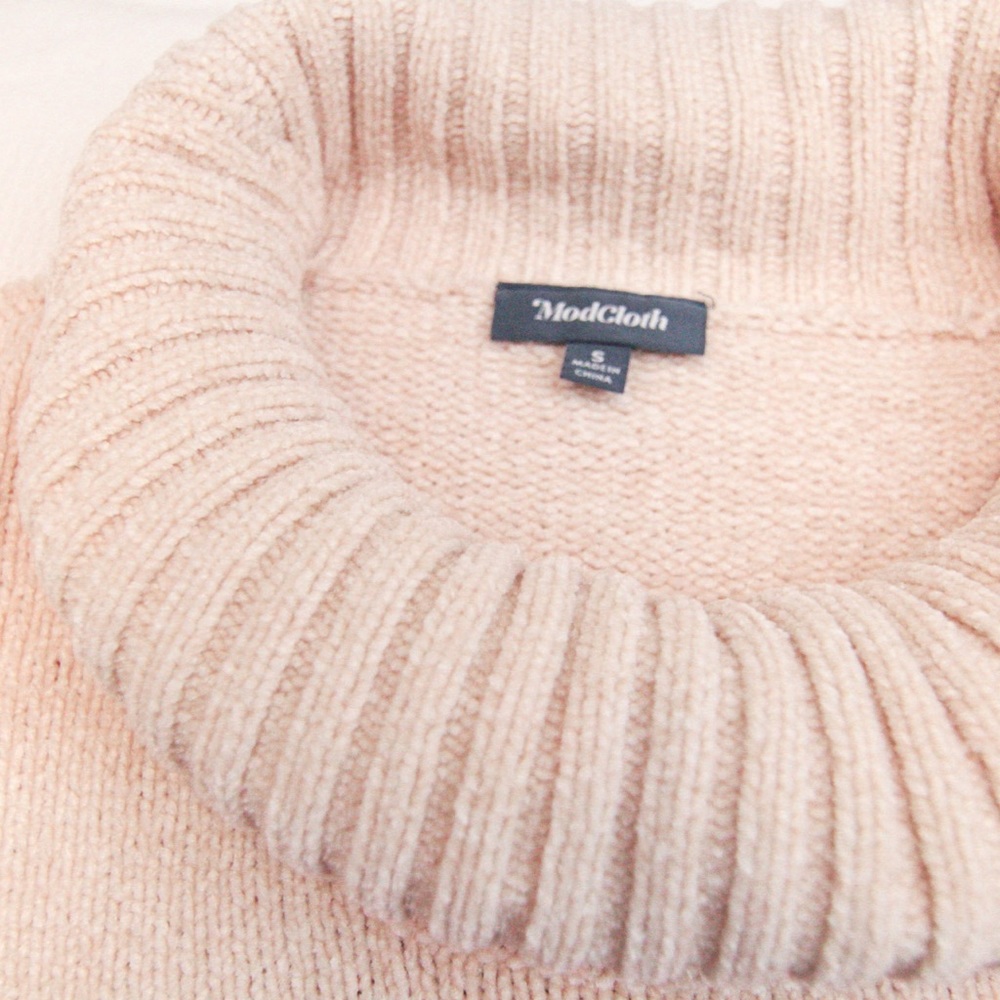 MODCLOTH Chenille Sweater - Picture 4 of 6